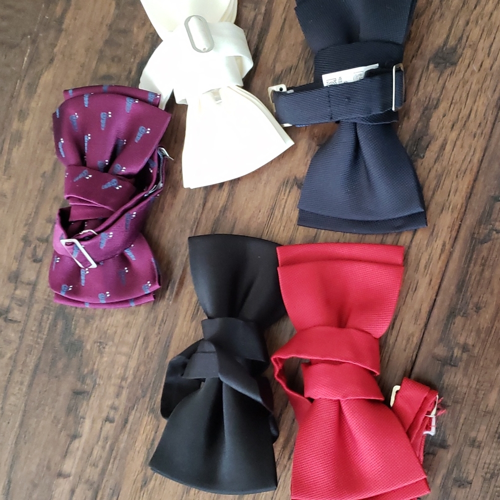 Bow tie